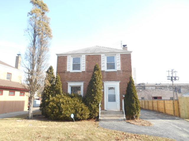 2409 S 10th Ave., Broadview, IL 60155