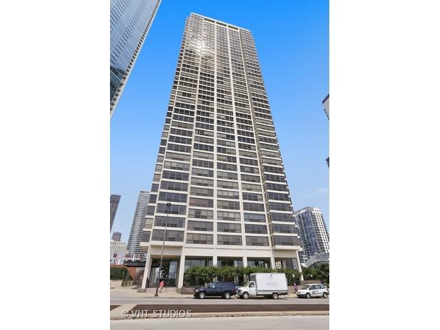 360 E Randolph St. #1801, Chicago, IL 60601