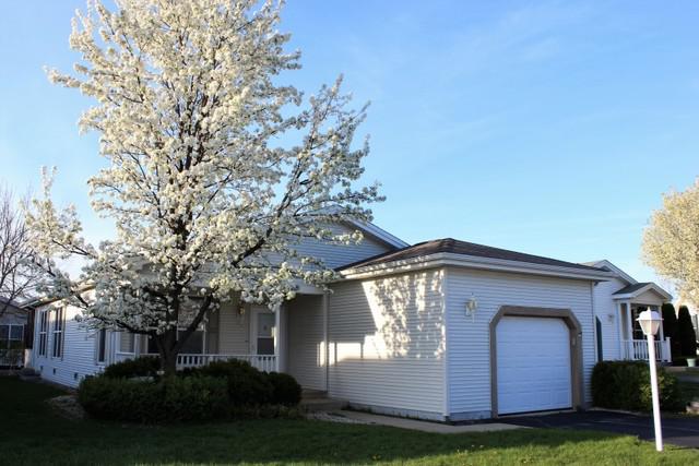 3008 Hunt Club Ct., Grayslake, IL 60030