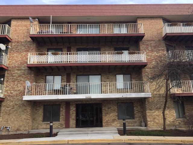 5450 Astor Ln. #305, Rolling Meadows, IL 60008
