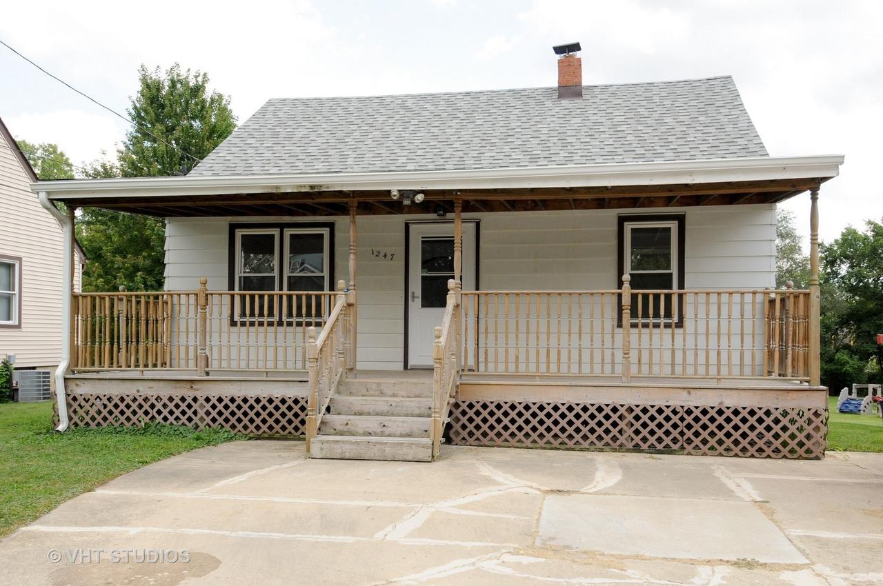 1247 Rural St., Aurora, IL 60505