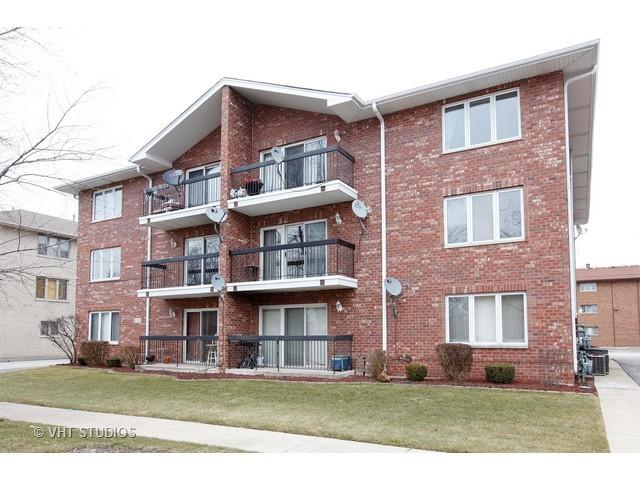 9529 Minnick Ave. #2-B, Oak Lawn, IL 60453