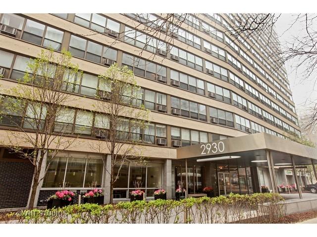 2930 N Sheridan Rd. #1604, Chicago, IL 60657