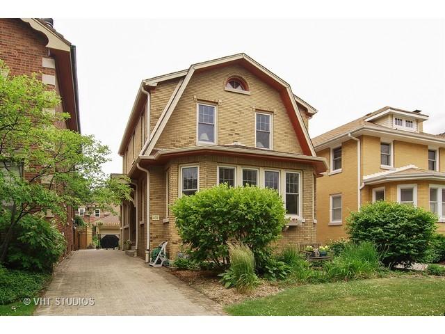 431 Greenfield St., Oak Park, IL 60302
