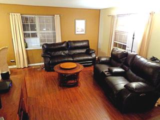 1651 Timber Tr. #4-A, Wheaton, IL 60189
