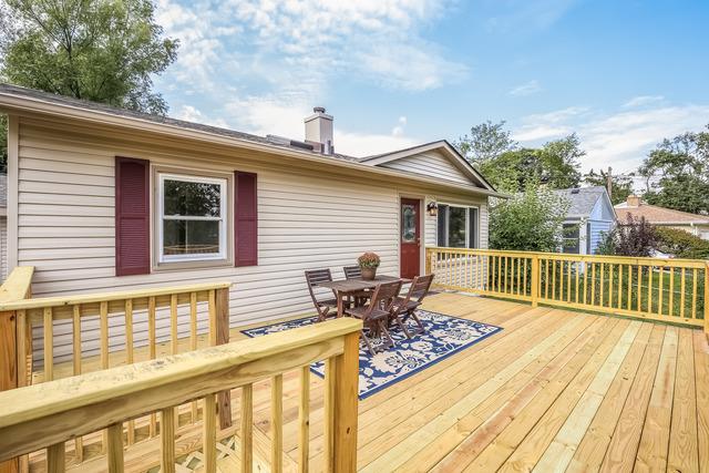 33102 N Cove Rd., Grayslake, IL 60030
