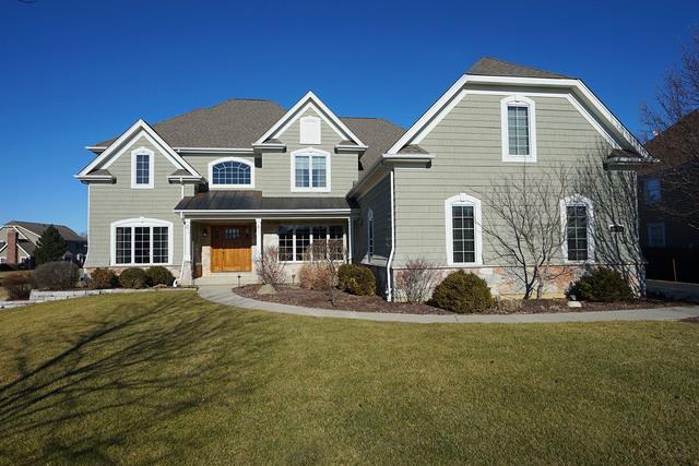 9470 Nicklaus Ln., Crystal Lake, IL 60014