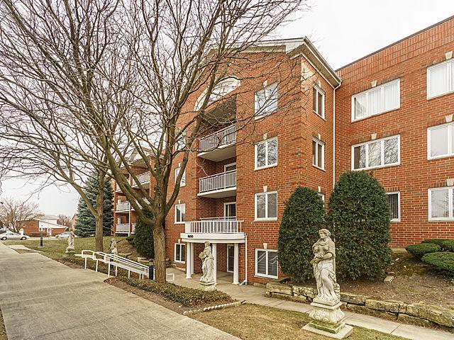 8650 N Shermer Rd. #101, Niles, IL 60714