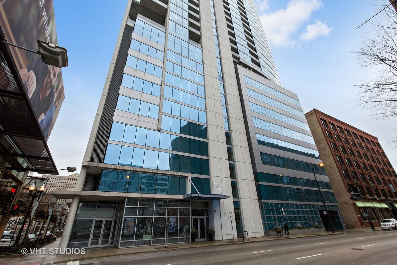 303 W Ohio St. #2506, Chicago, IL 60654