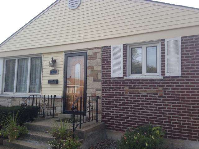 8215 S Kilbourn Ave., Chicago, IL 60652