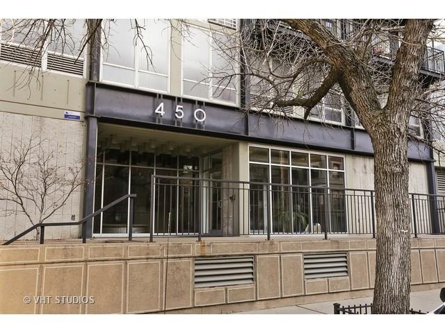 450 W Briar Pl. #3K, Chicago, IL 60657