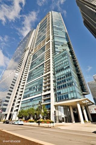 340 E Randolph St. #1402, Chicago, IL 60601
