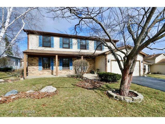 17480 W Woodland Dr., Grayslake, IL 60030