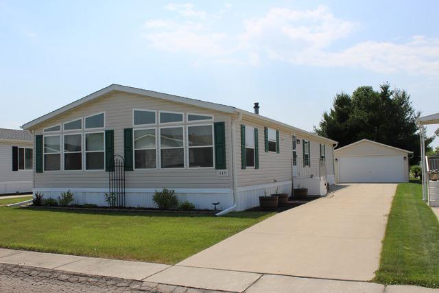 849 S 10th St., Dekalb, IL 60115