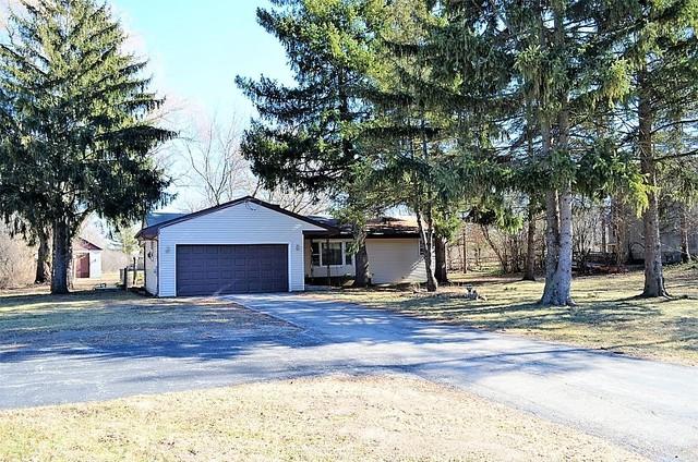 40925 N Black Oak Ave., Antioch, IL 60002