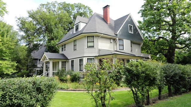 135 S Waiola Ave., La Grange, IL 60525