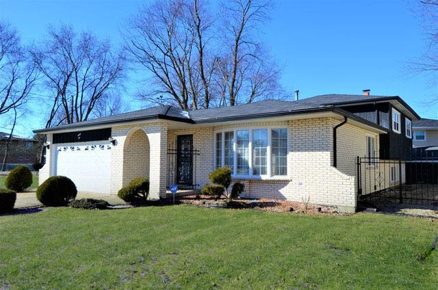 9010 Natoma Ave., Oak Lawn, IL 60453