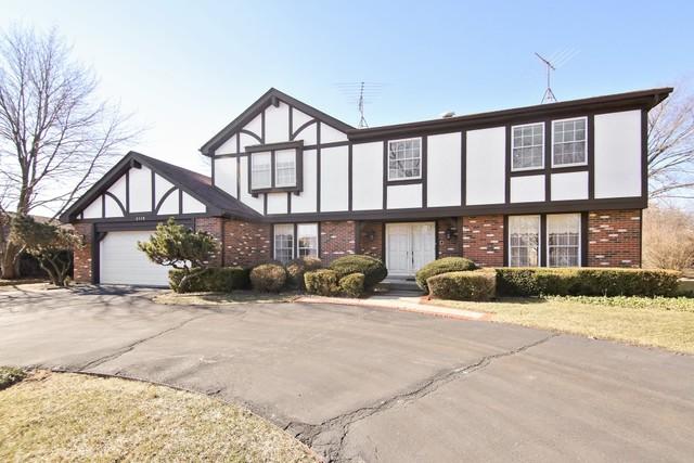 2118 White Oak Dr., Northbrook, IL 60062