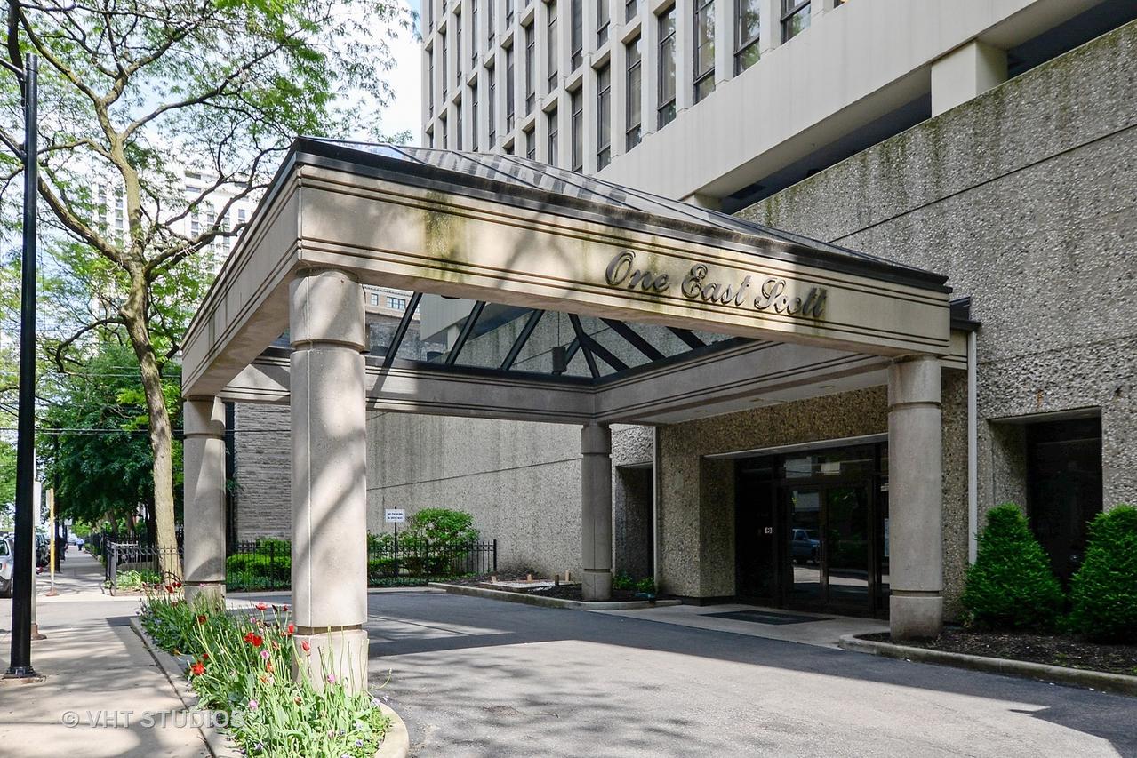 1 E Scott St. #2202-03, Chicago, IL 60610