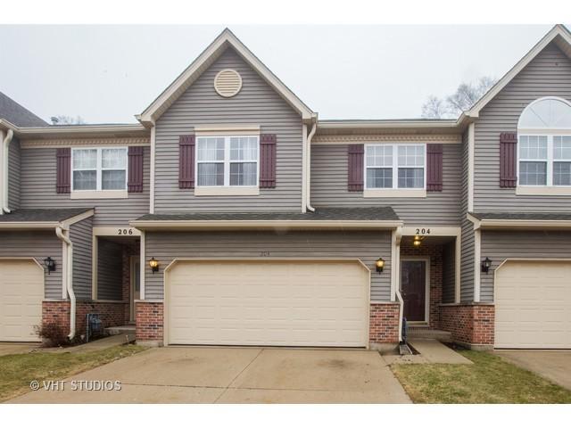 204 Dunridge Cir., East Dundee, IL 60118