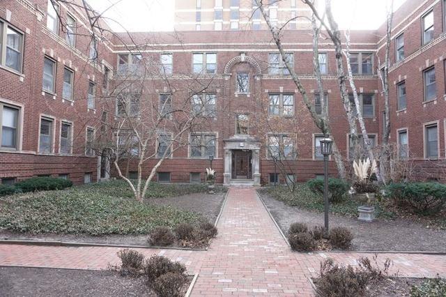 849 W Barry Ave. #3B, Chicago, IL 60657