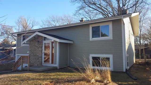 37 Sunset Dr., Cary, IL 60013