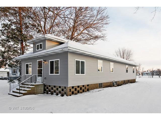 545 E 2nd St., Coal City, IL 60416