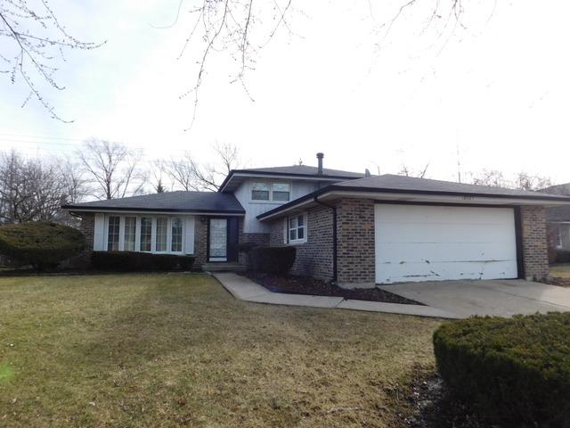 10527 S Vicky Ln., Palos Hills, IL 60465