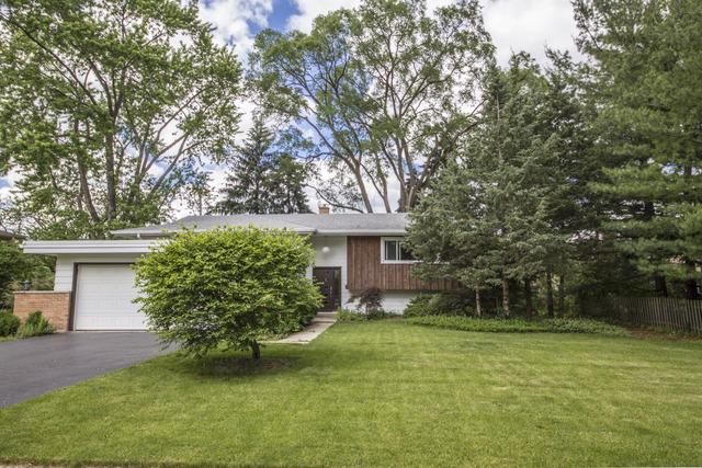 413 Buckeye Dr., Naperville, IL 60540
