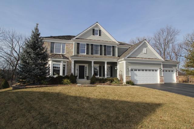 108 Bridlepath Dr., Lindenhurst, IL 60046