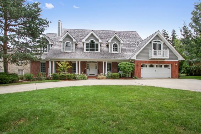 7 Orchard Ln., Golf, IL 60029
