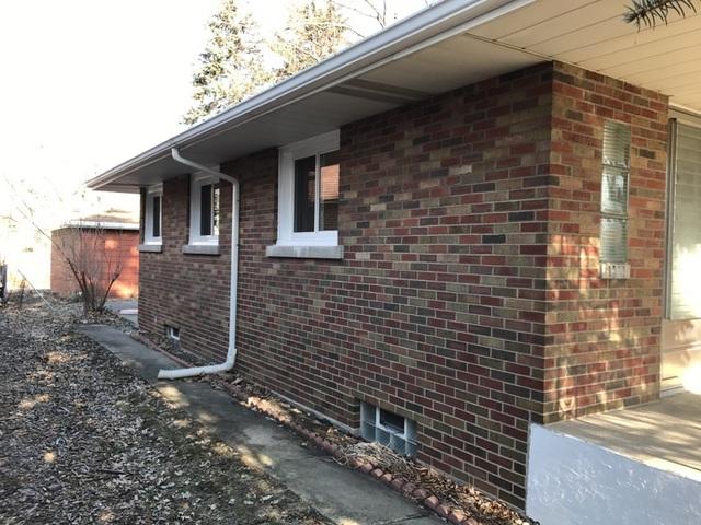 1221 Briargate Ave., Joliet, IL 60435