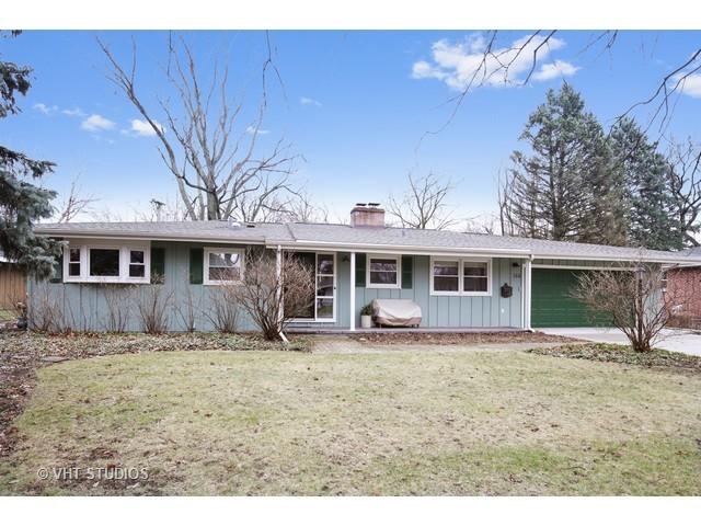 144 Kimberly Rd., East Dundee, IL 60118