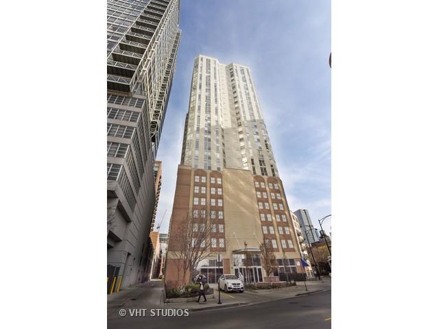 645 N Kingsbury St. #1001, Chicago, IL 60610