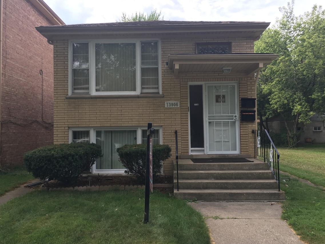 13906 S Wentworth Ave., Riverdale, IL 60827