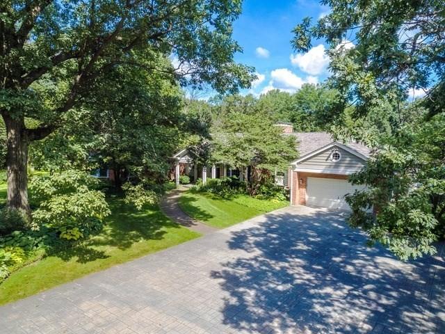 425 W County Line Rd., Barrington Hills, IL 60010