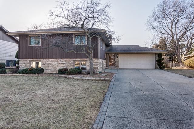 1300 Fairlane Dr., Schaumburg, IL 60193
