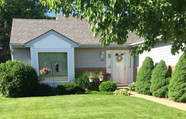 1107 First St., Batavia, IL 60510