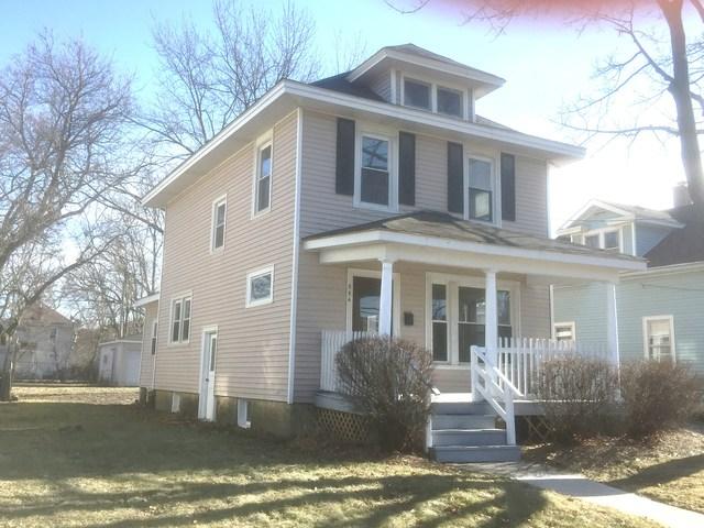 554 Woodlawn Ave., Aurora, IL 60506