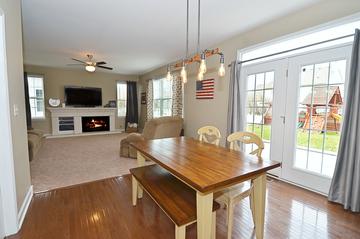 905 Jessamine Dr., Oswego, IL 60543