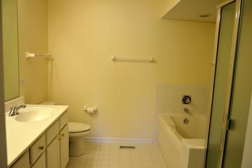 1025 N Glenview Ct., Palatine, IL 60067