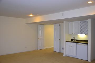 1025 N Glenview Ct., Palatine, IL 60067