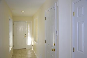1025 N Glenview Ct., Palatine, IL 60067