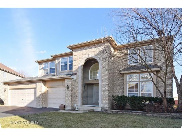 777 Williamstown Dr., Carol Stream, IL 60188