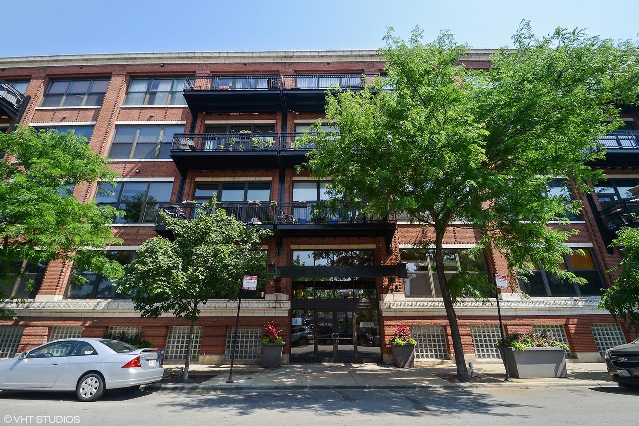 1040 W Adams St. #423, Chicago, IL 60607