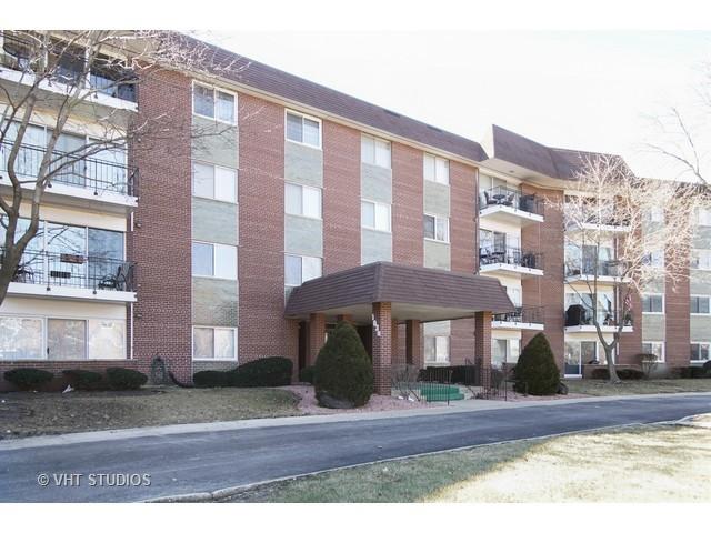 1030 S Fernandez Ave. #3E, Arlington Heights, IL 60005