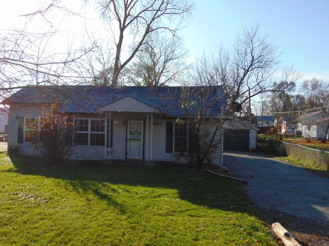 1415 5th Ave., Aurora, IL 60505