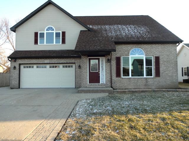 702 E Edgelawn Dr., Plano, IL 60545