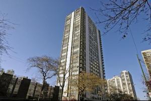 1355 N Sandburg Ter. #2803, Chicago, IL 60610