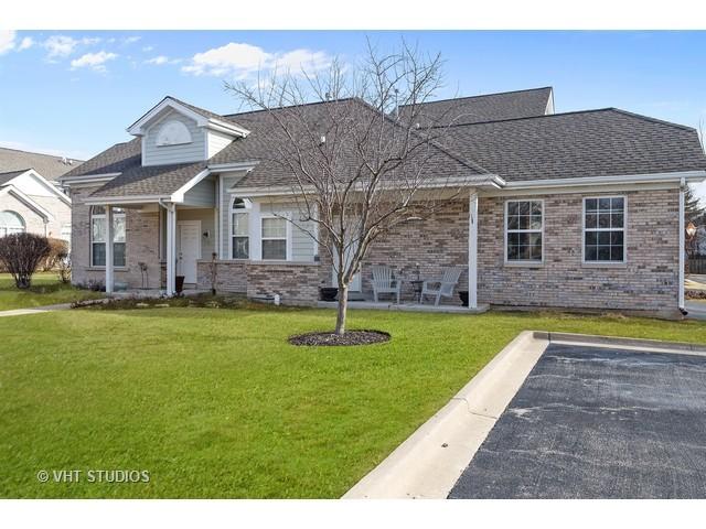 1633 Tallwood Pl. #2-A, Aurora, IL 60506